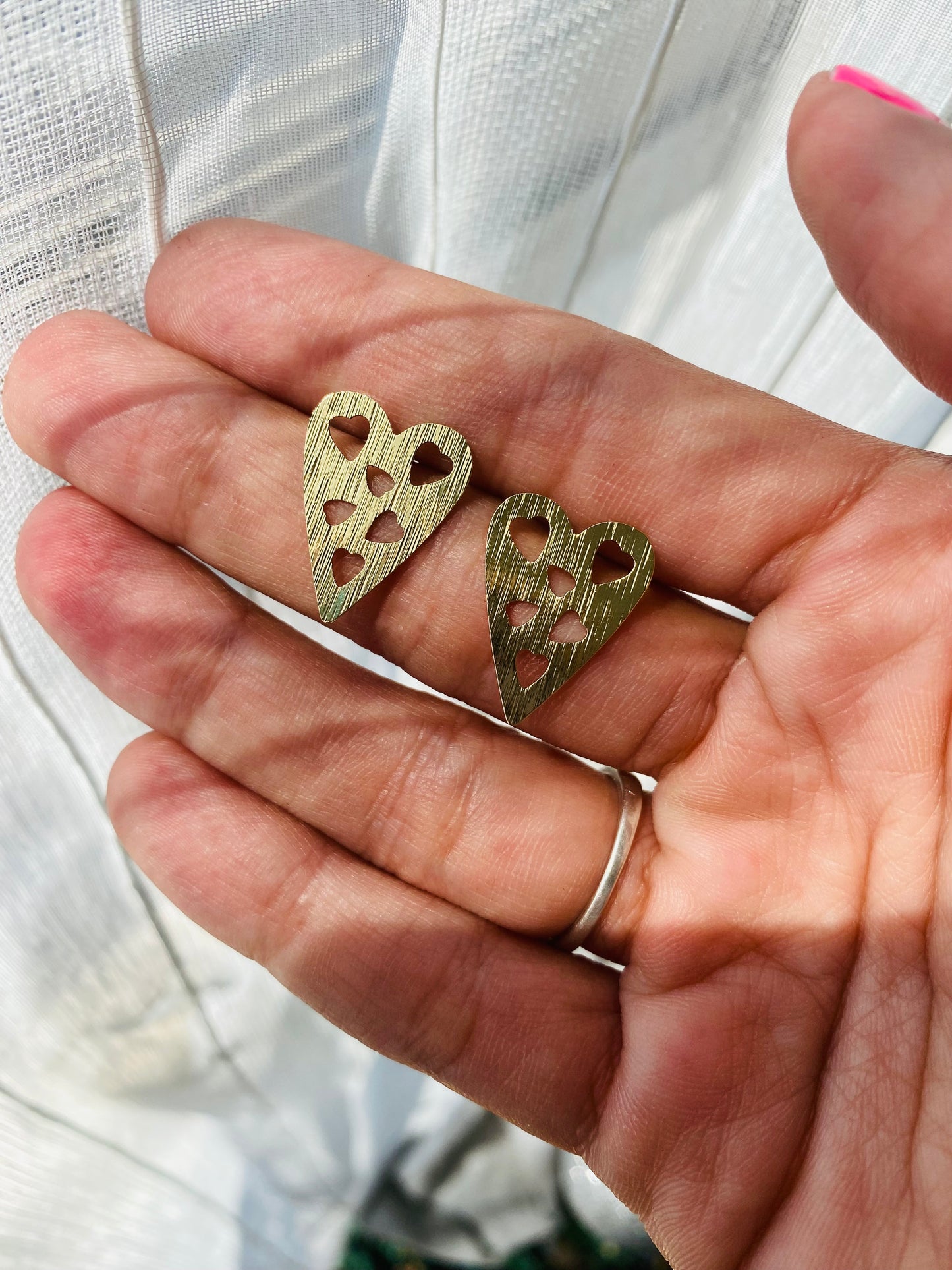 Corazones figura caladas topo