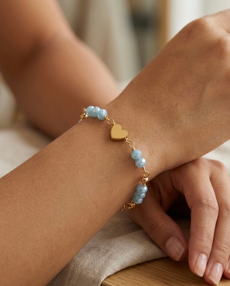 Pulsera Corazón hematita azul gold 🩵