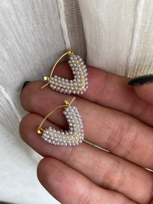 Argollas corazones perlados