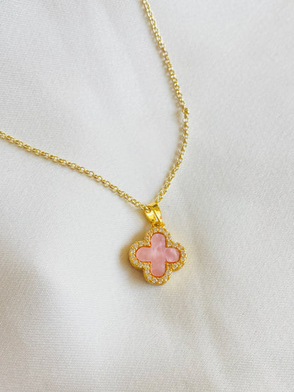 Collar clover rosa