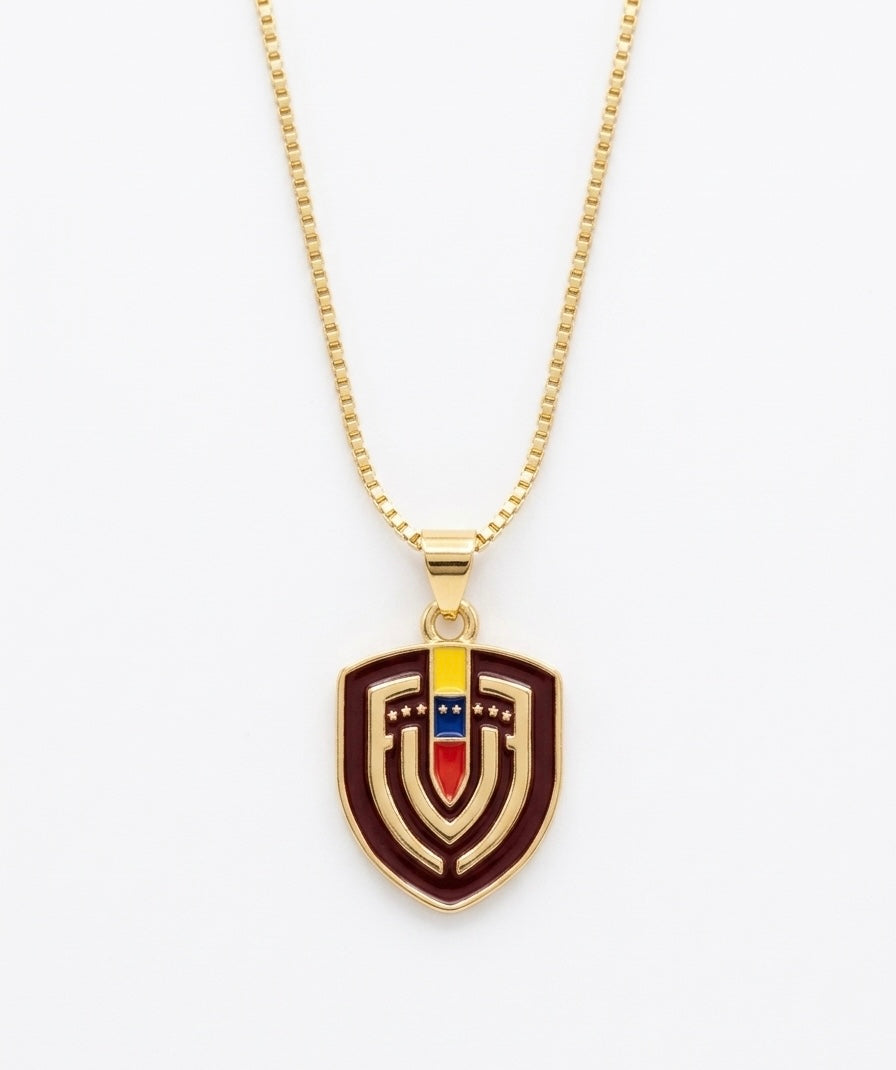 Collar escudo vinotinto