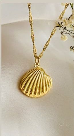 COLLAR CONCHA DE MAR GOLD